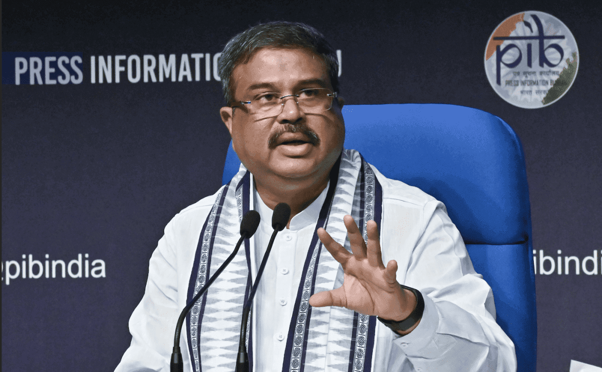 dharmendra-pradhan-conference